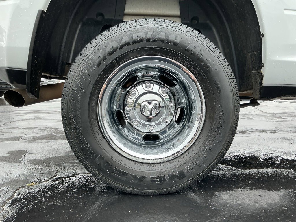 Used 2024 RAM 3500 Tradesman w/ Towing Technology Group image 29