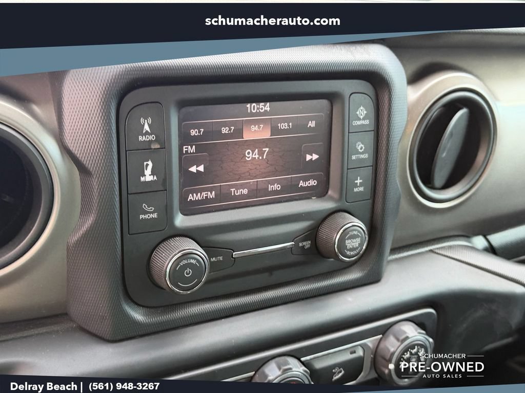 Certified 2020 Jeep Wrangler Sport AWD/4WD image 13