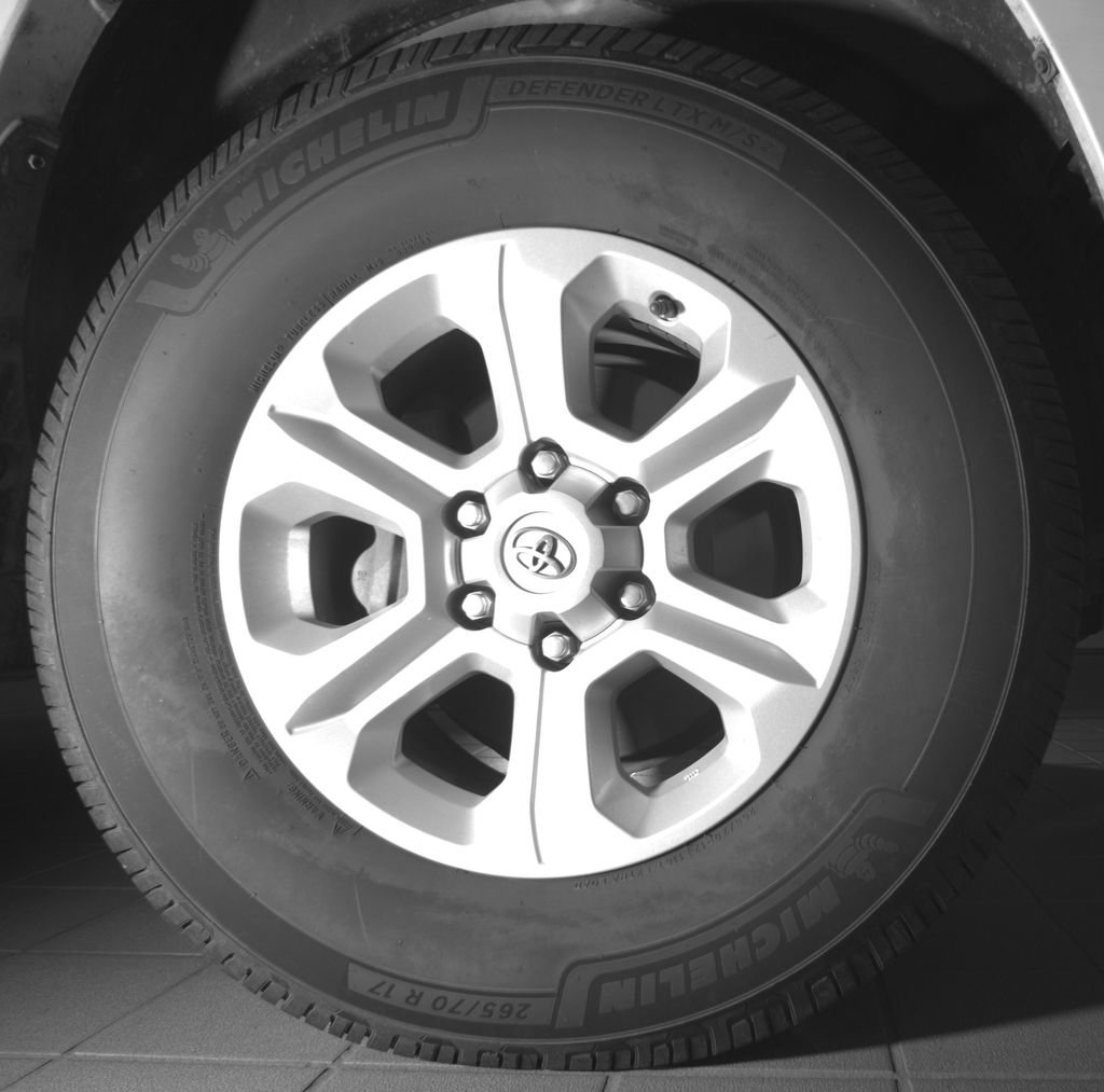 Used 2020 Toyota 4Runner SR5 Premium AWD/4WD image 25