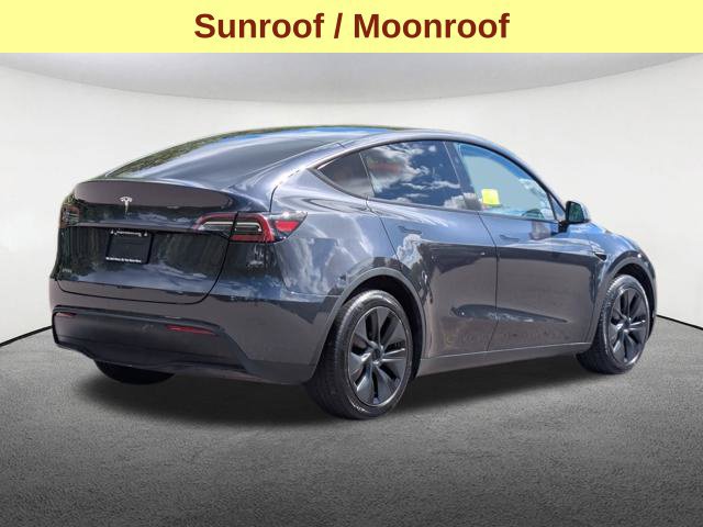 Used 2024 Tesla Model Y Long Range RWD image 5