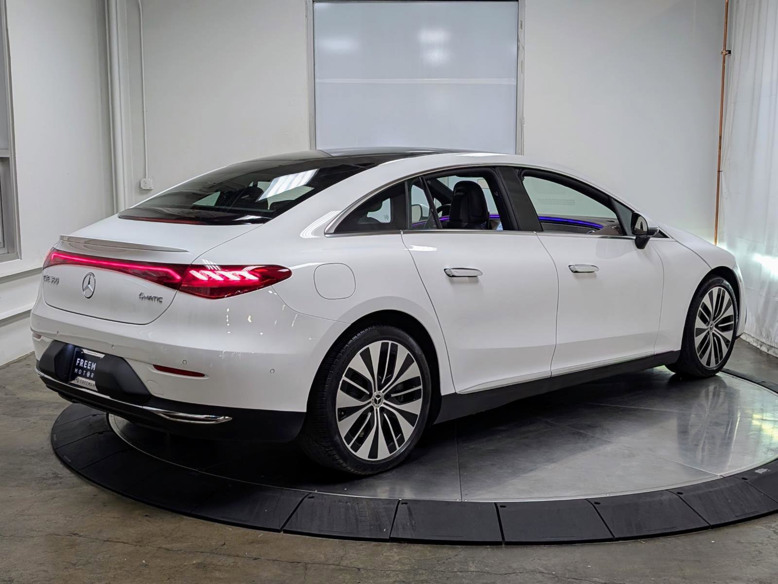 Used 2024 Mercedes-Benz EQE 350+ 4MATIC Sedan w/ Driver Assistance Package image 9