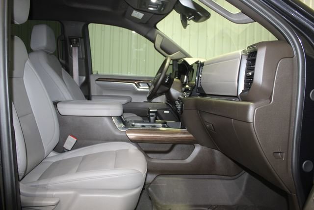 Used 2024 Chevrolet Silverado 1500 RST w/ Convenience Package II AWD/4WD image 26