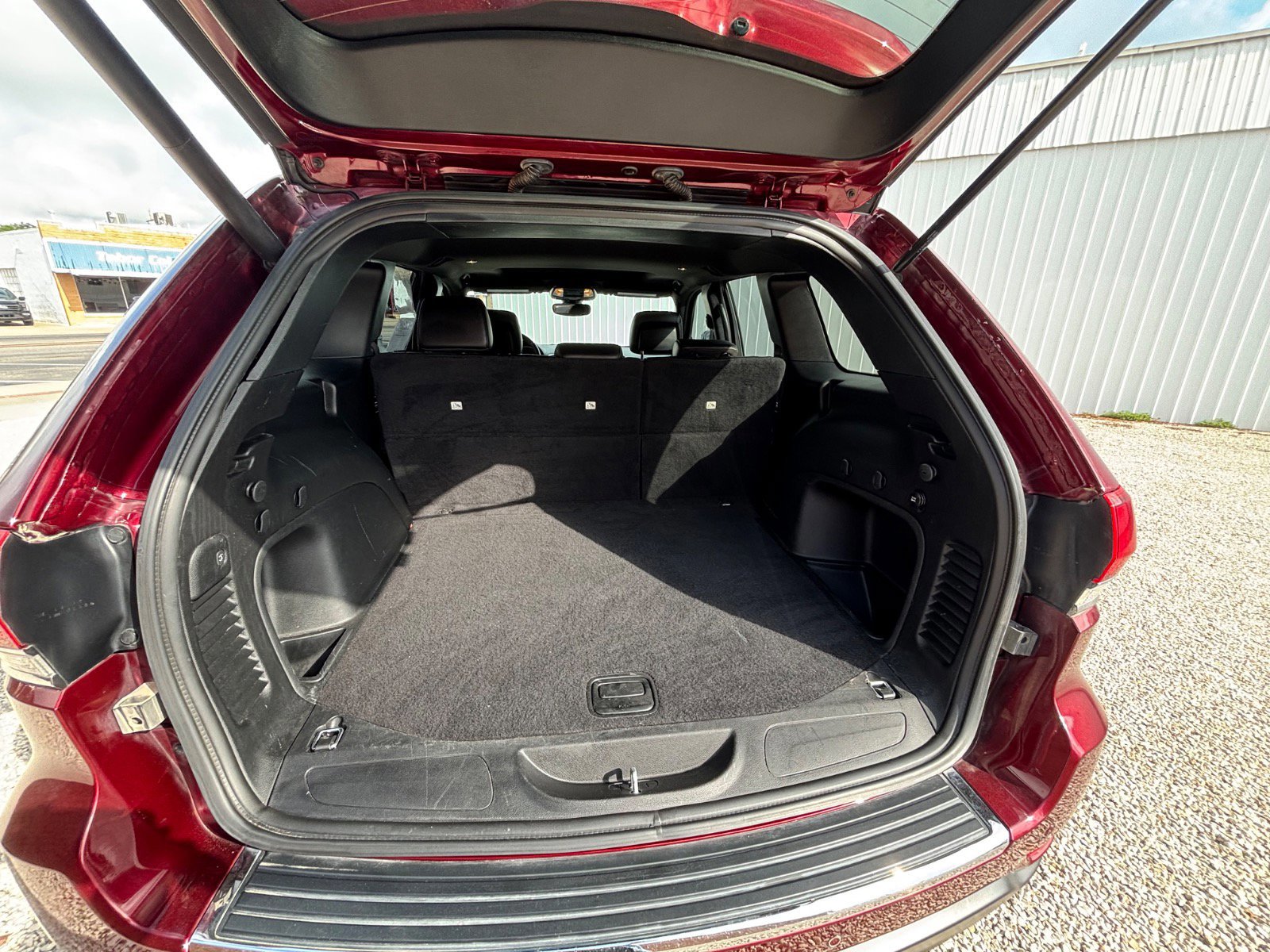 Used 2022 Jeep Grand Cherokee Limited image 6