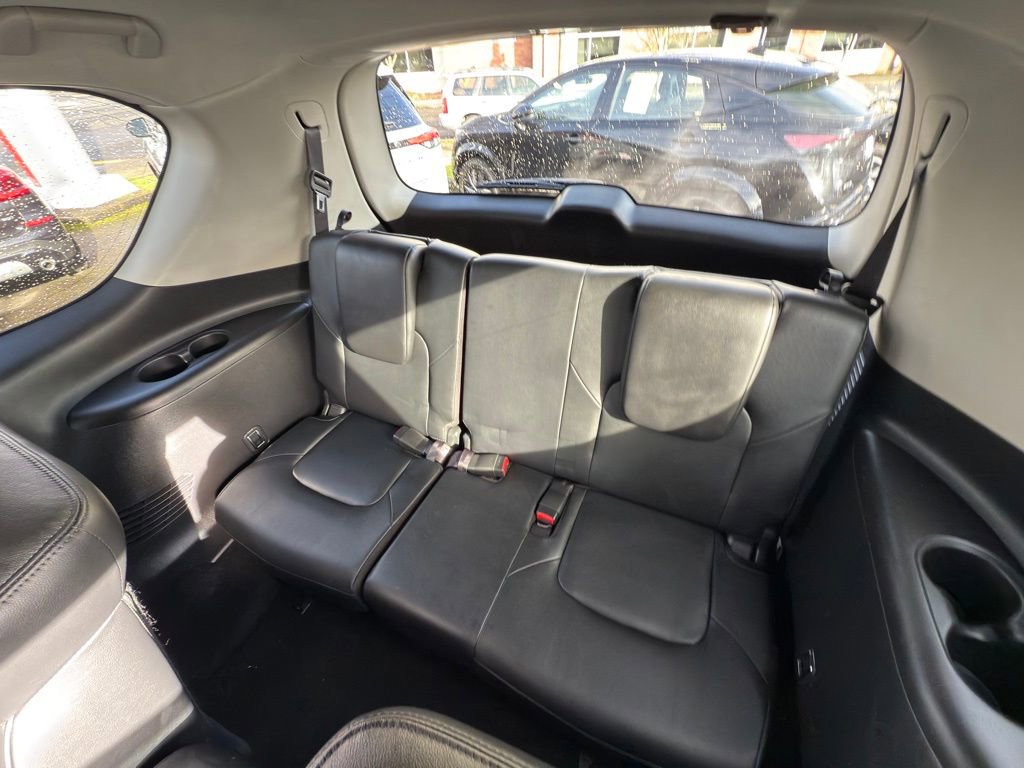 Certified 2024 Nissan Armada SL w/ Captain's Chairs Package image 18