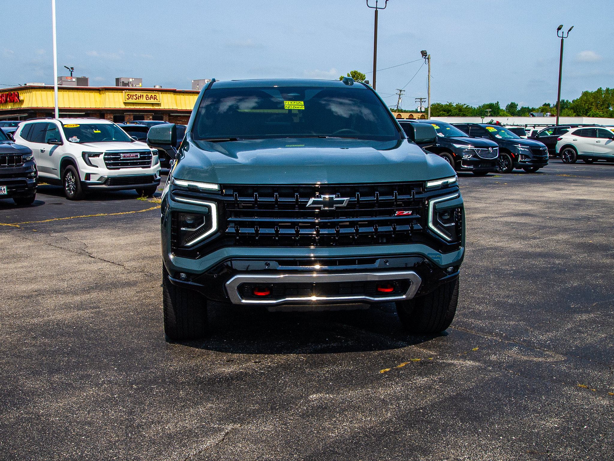 Used 2025 Chevrolet Tahoe Z71 w/ Sun And Tow Package AWD/4WD image 2