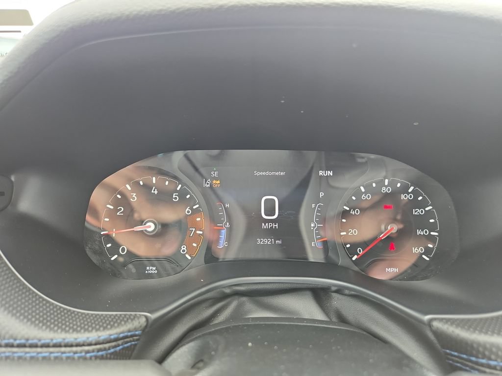 Used 2025 Jeep Compass Latitude w/ Convenience Group AWD/4WD image 21