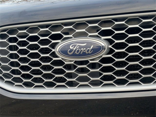 Used 2023 Ford Edge SEL image 9