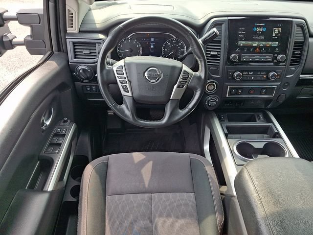 Used 2022 Nissan Titan SV w/ SV Convenience Package AWD/4WD image 11