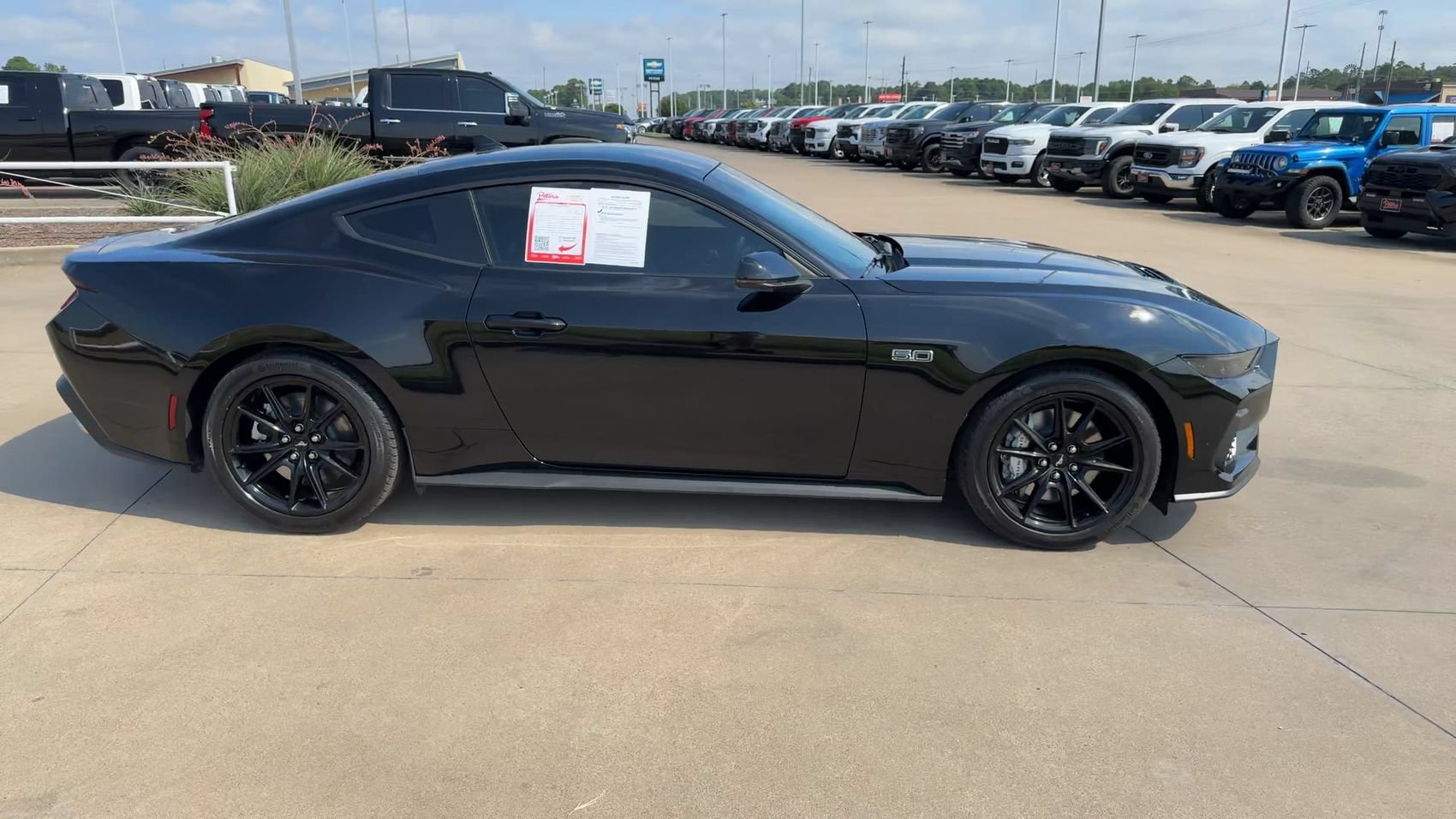 Used 2026 Ford Mustang GT Premium RWD image 2