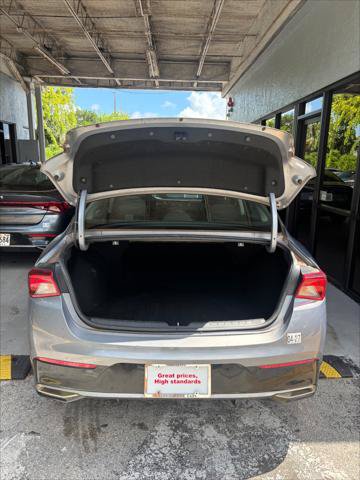 Used 2022 Kia K5 LXS FWD image 18