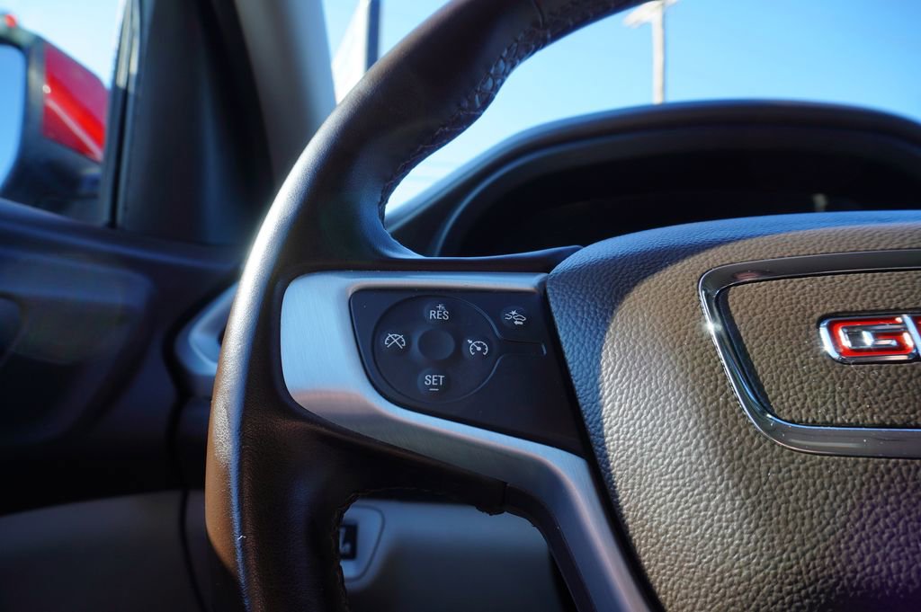 Used 2023 GMC Acadia SLT image 21
