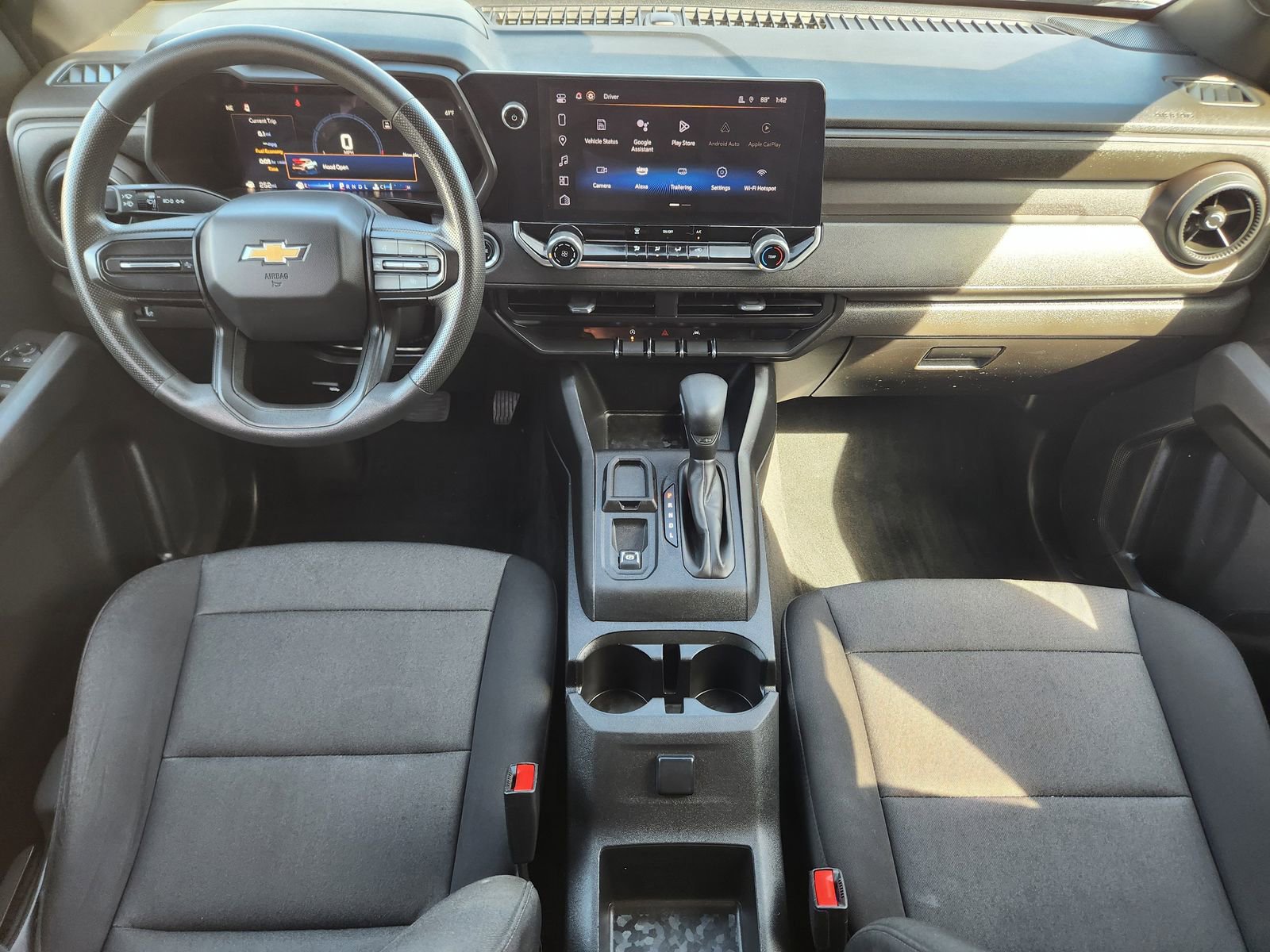 Used 2024 Chevrolet Colorado W/T image 30