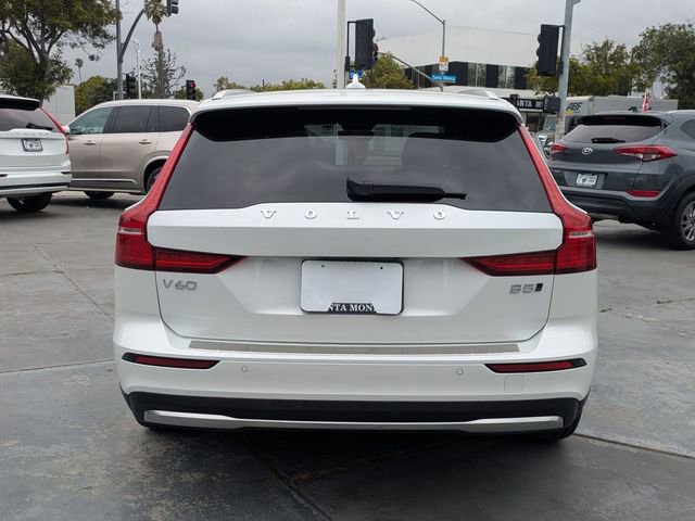 Certified 2023 Volvo V60 B5 Cross Country Plus w/ Climate Package image 4