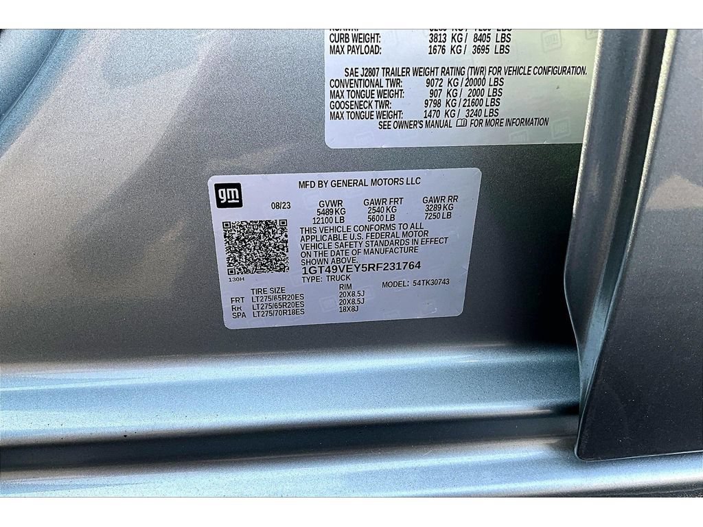 Used 2024 GMC Sierra 3500 AT4 w/ AT4 Premium Plus Package AWD/4WD image 17
