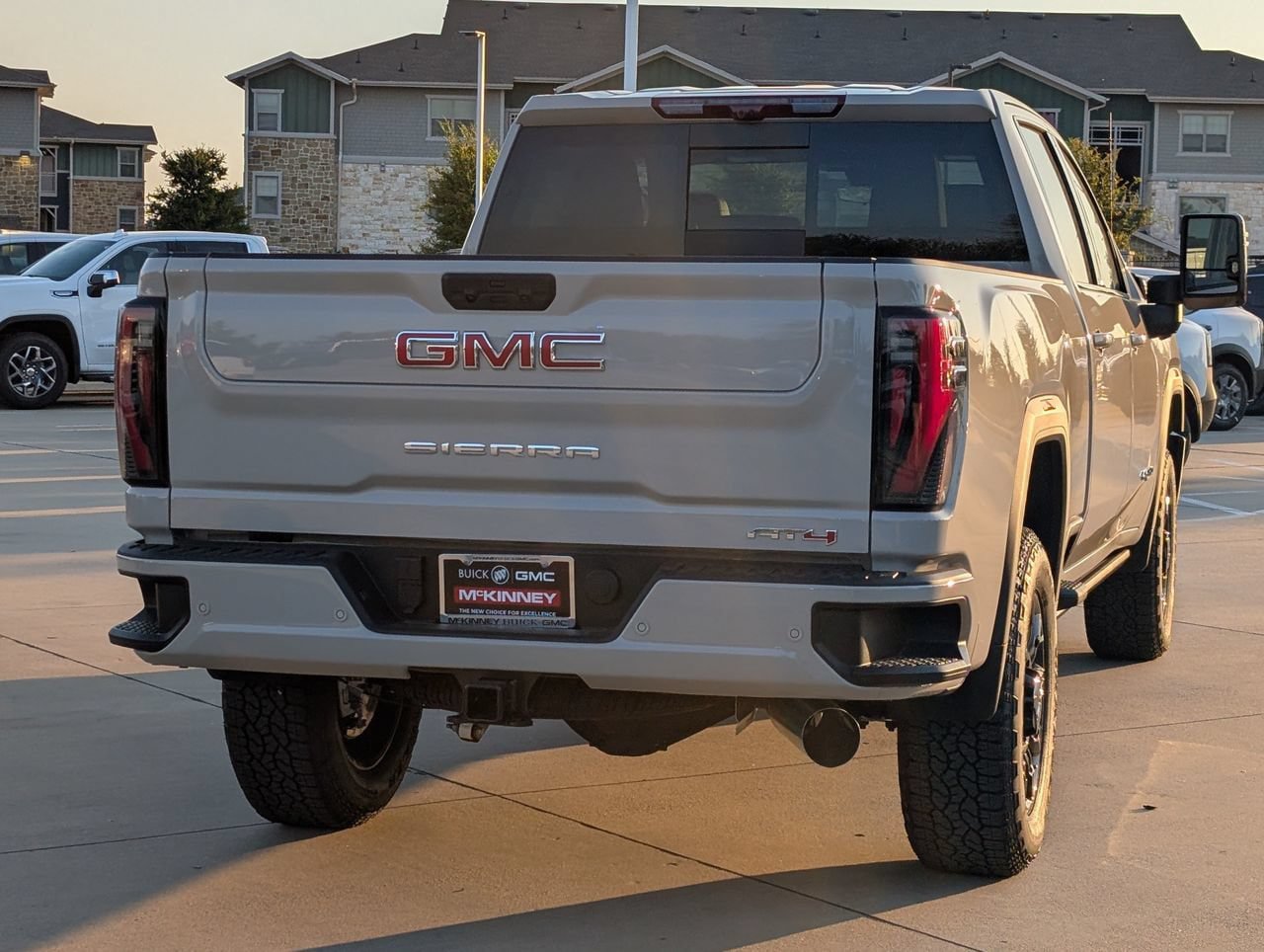 New 2026 GMC Sierra 2500 AT4 w/ AT4 Premium Plus Package AWD/4WD image 4