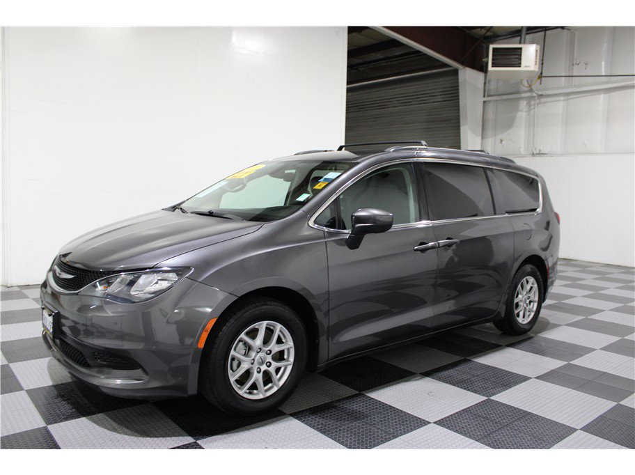 Used 2021 Chrysler Voyager Lxi image 7