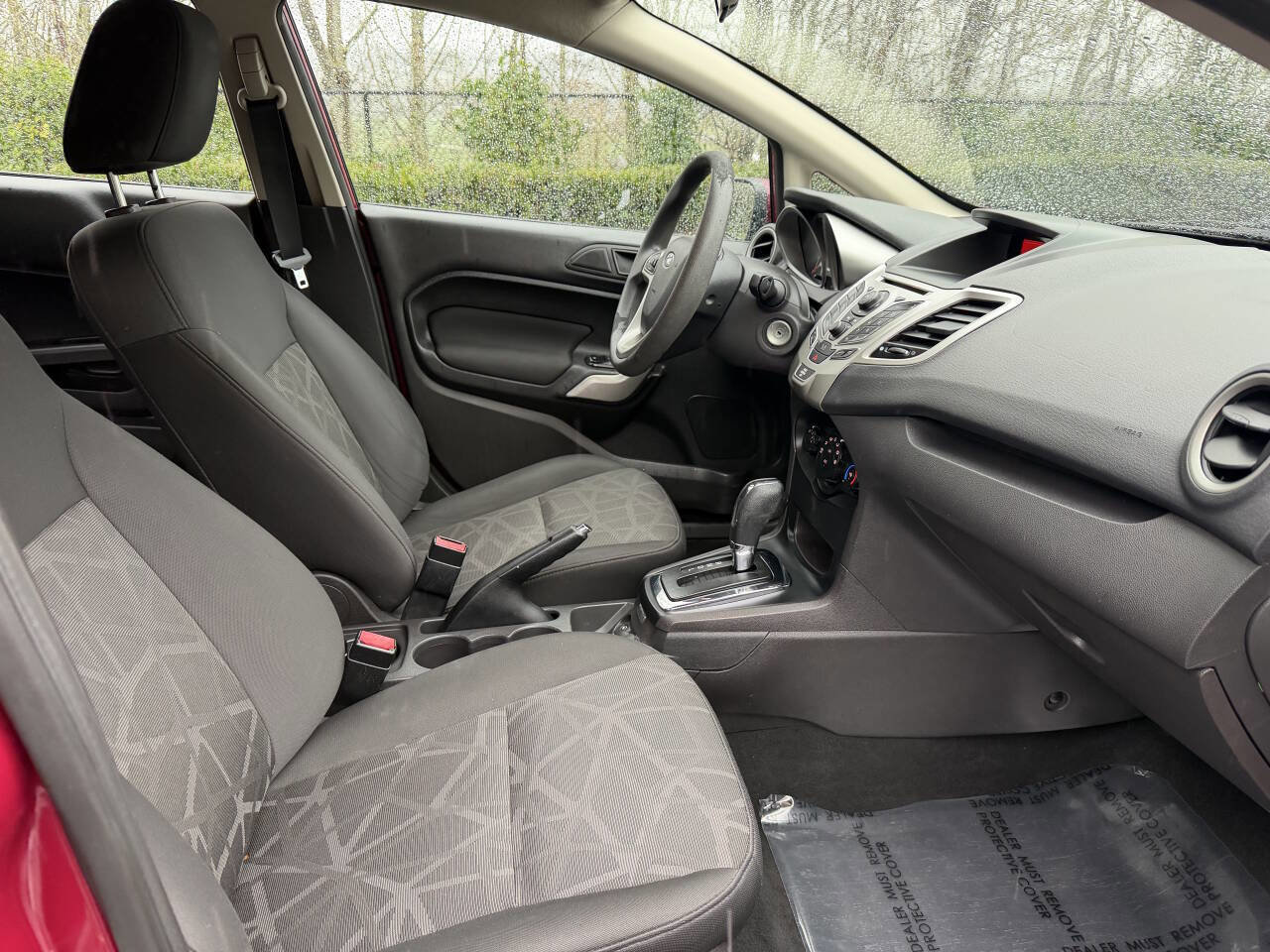 Used 2011 Ford Fiesta SE w/ 203A Rapid Spec Order Code image 15