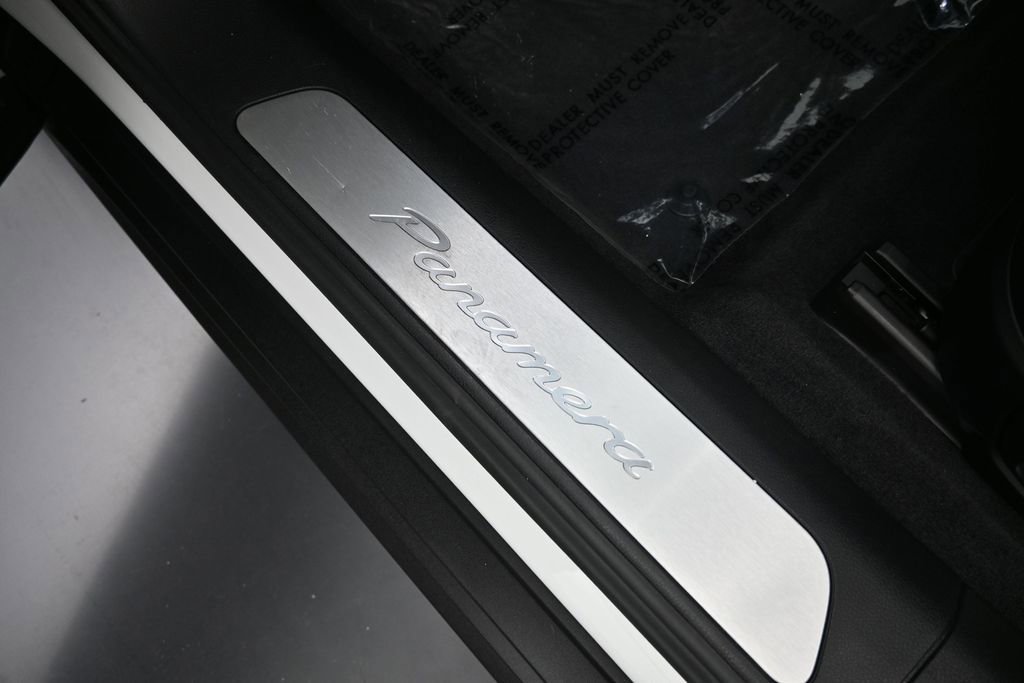 Certified 2021 Porsche Panamera RWD image 25