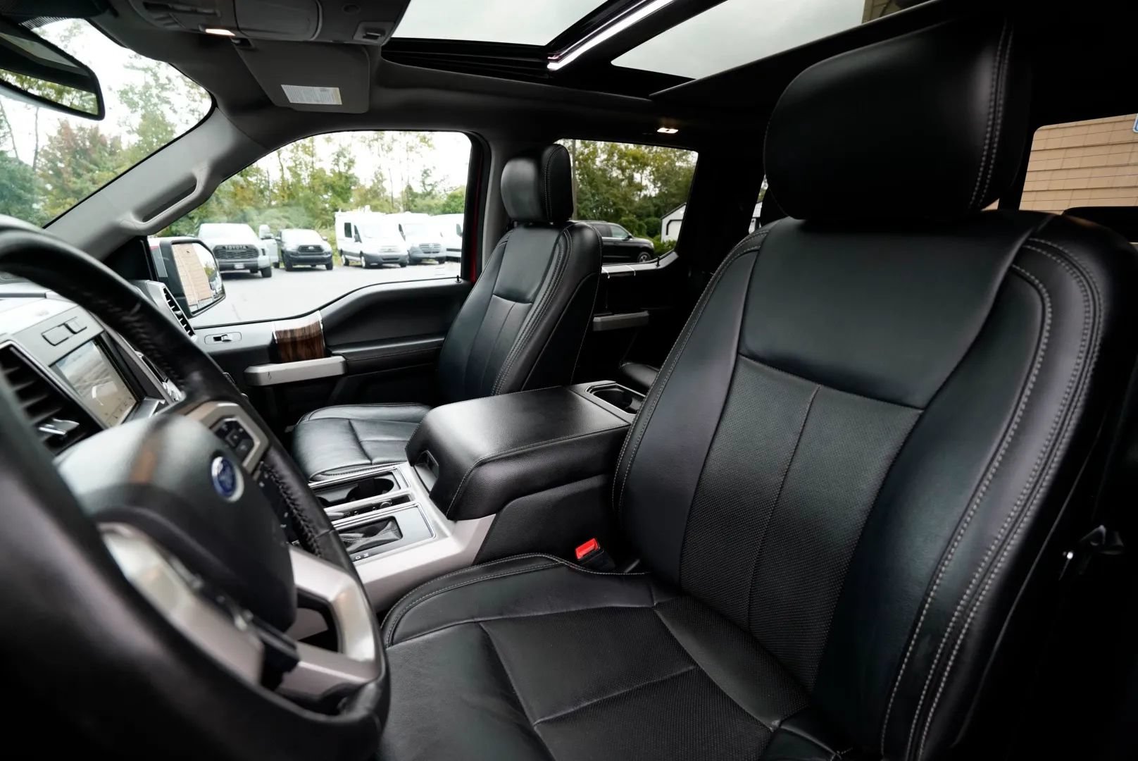 Used 2019 Ford F150 Lariat AWD/4WD image 22