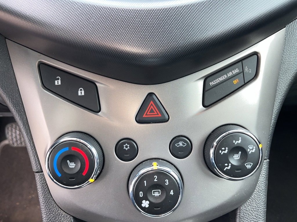 Used 2013 Chevrolet Sonic LTZ image 25