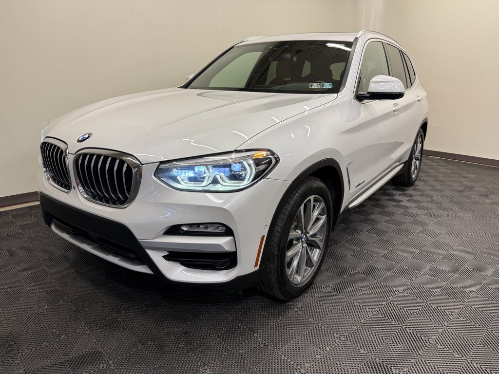 Used 2018 BMW X3 xDrive30i AWD/4WD image 2