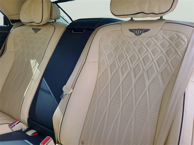 Used 2021 Bentley Flying Spur V8 image 13