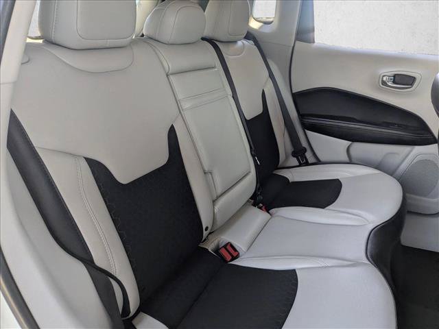 Used 2019 Jeep Compass Latitude FWD image 22