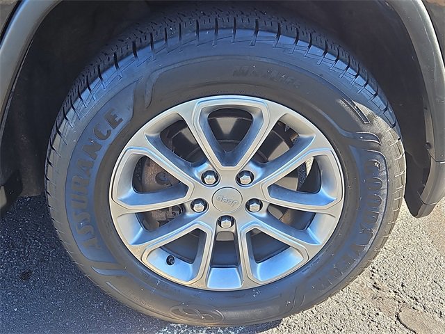 Used 2015 Jeep Grand Cherokee Limited w/ Luxury Group II image 10