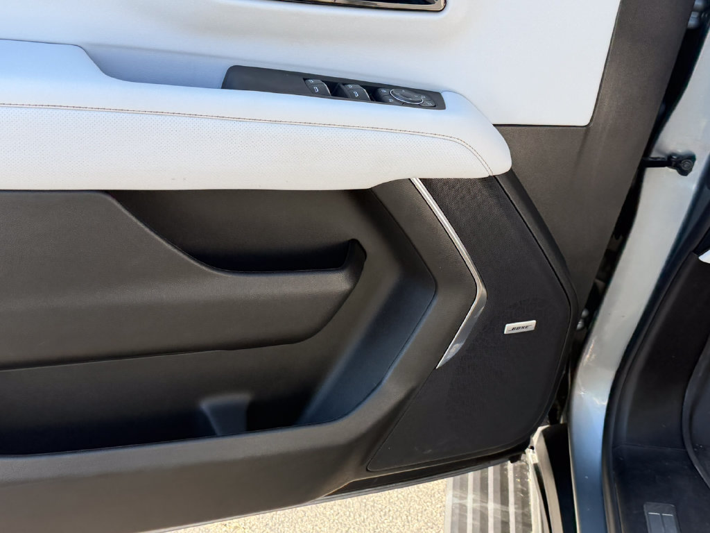 Certified 2025 Chevrolet Tahoe Premier AWD/4WD image 29