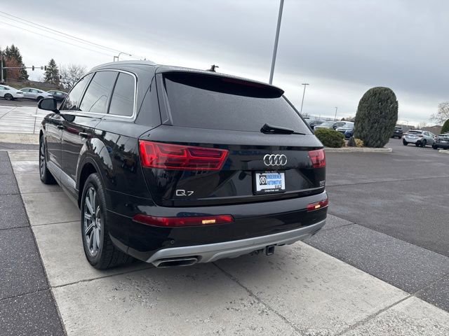 Used 2017 Audi Q7 3.0T Premium Plus w/ Premium Plus Package image 10