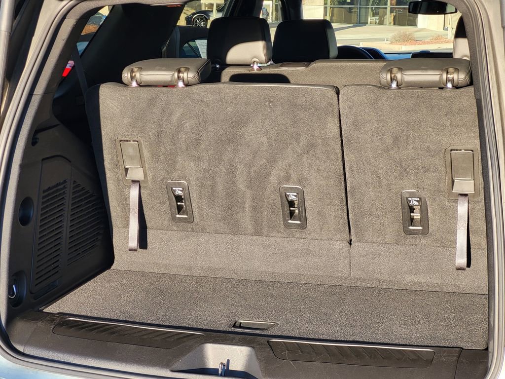 Used 2024 Chevrolet Tahoe LT image 23