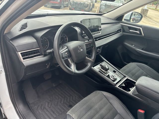 Used 2024 Mitsubishi Outlander SE FWD image 18