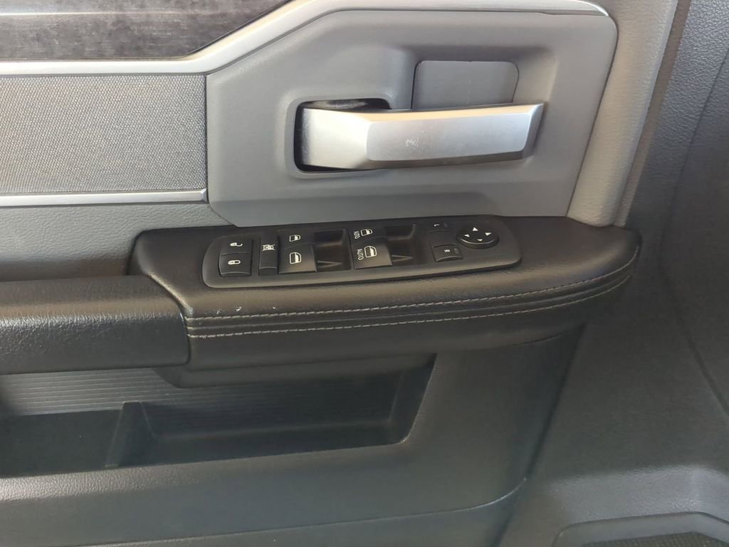 Used 2019 RAM 2500 Big Horn image 13