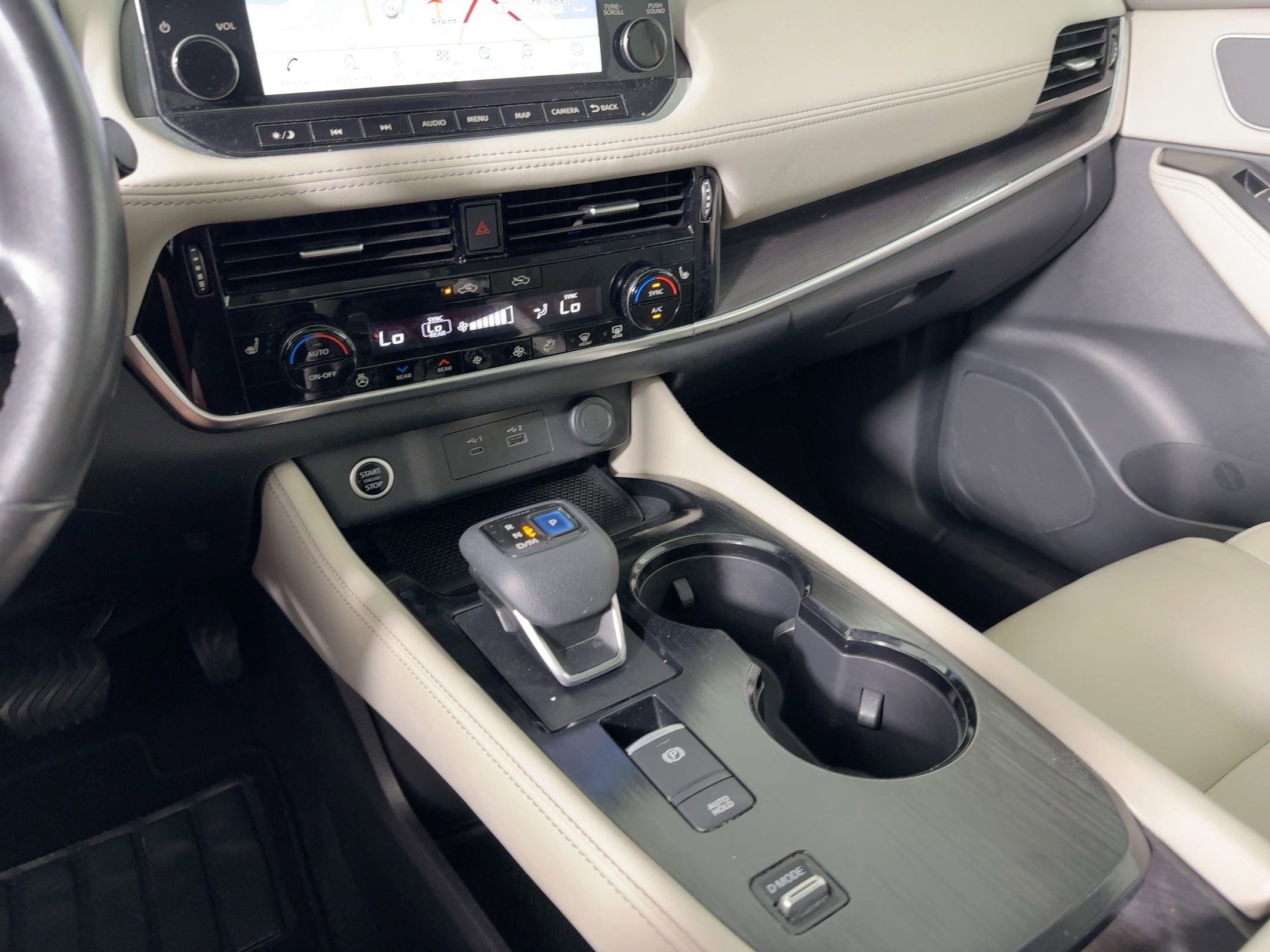 Used 2021 Nissan Rogue SL w/ Premium Package image 26