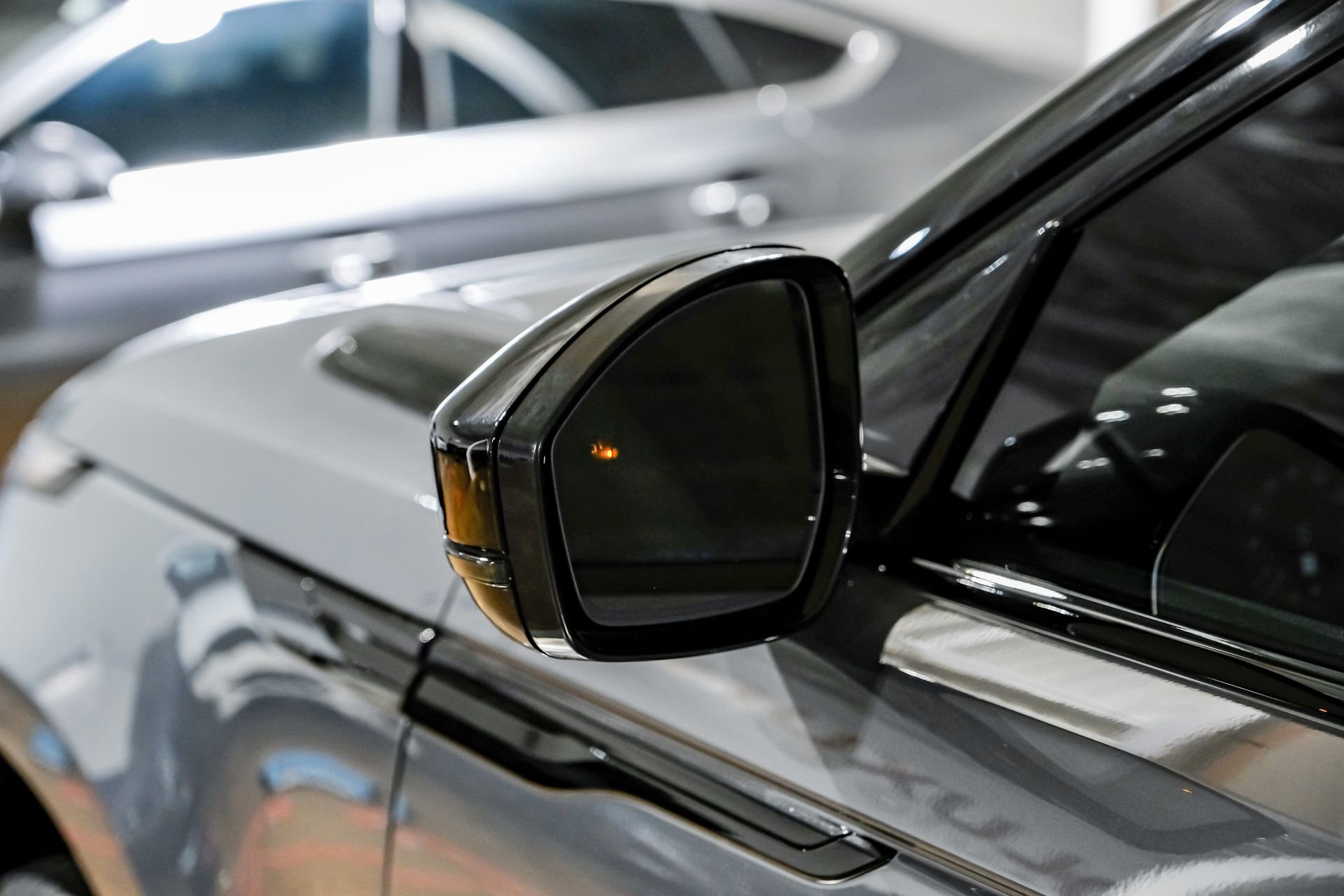 Used 2024 Land Rover Range Rover Velar Dynamic SE image 43