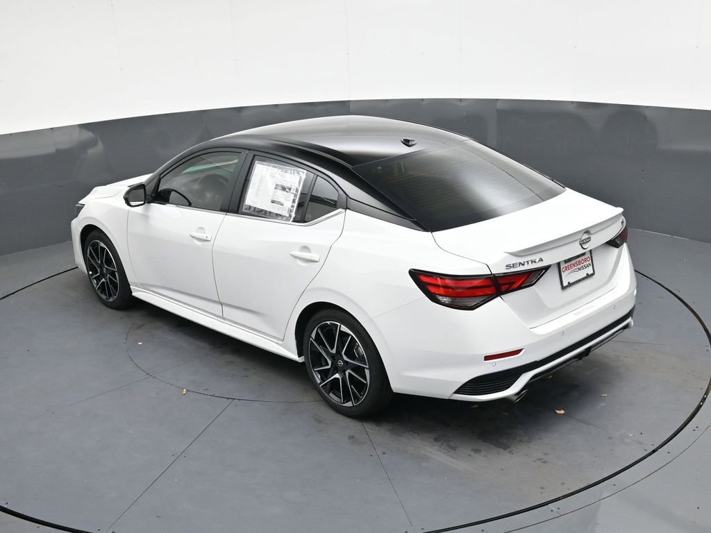 Used 2025 Nissan Sentra SR image 28