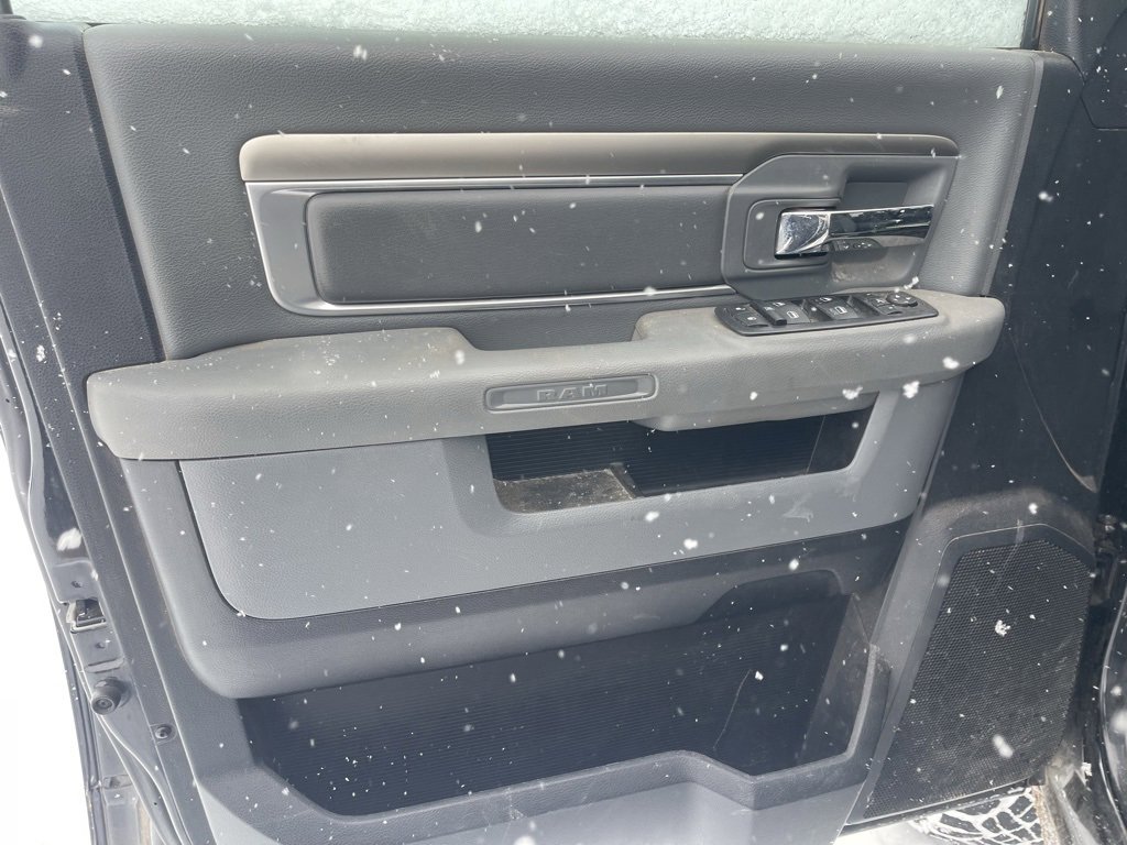 Used 2015 RAM 1500 Outdoorsman image 6