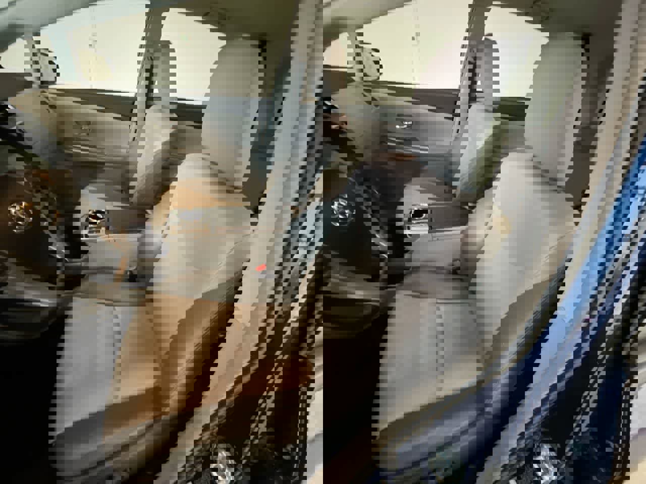 Used 2017 Toyota Prius V Four image 11