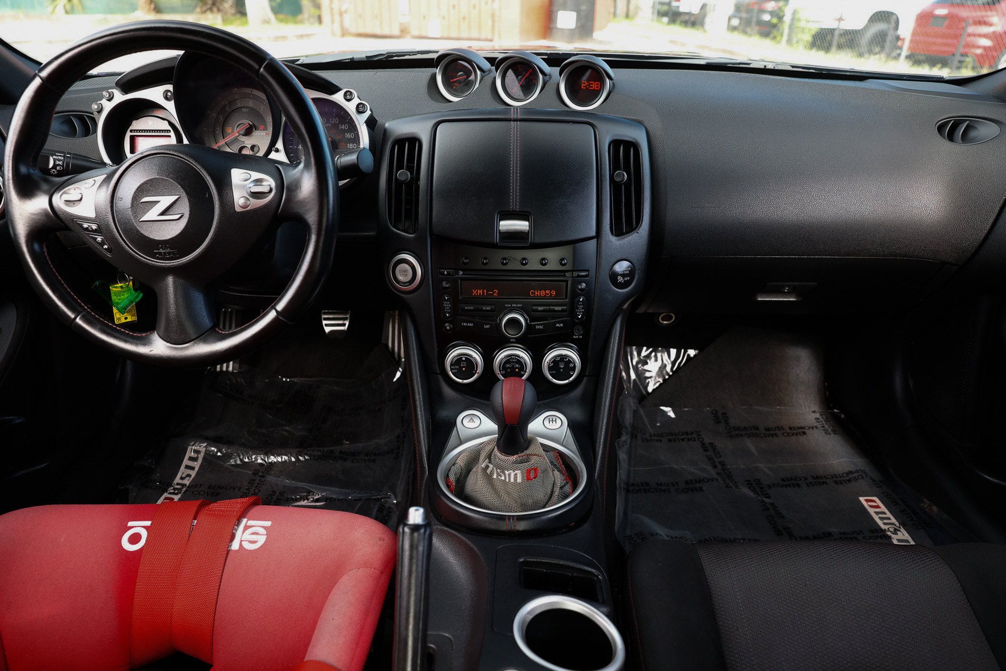 Used 2013 Nissan 370Z NISMO w/ Bose Pkg RWD image 2