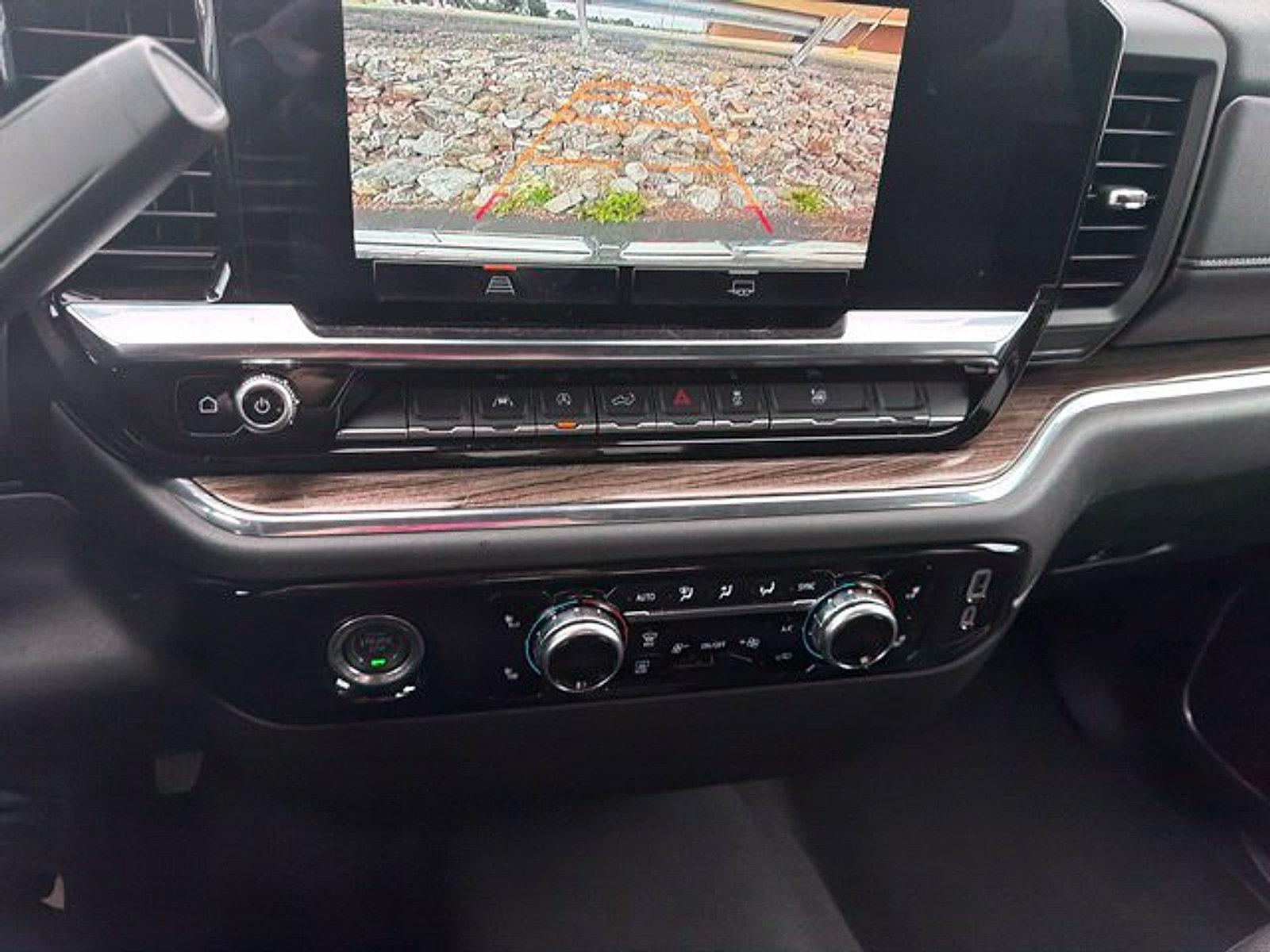 Certified 2024 GMC Sierra 1500 Elevation AWD/4WD image 29