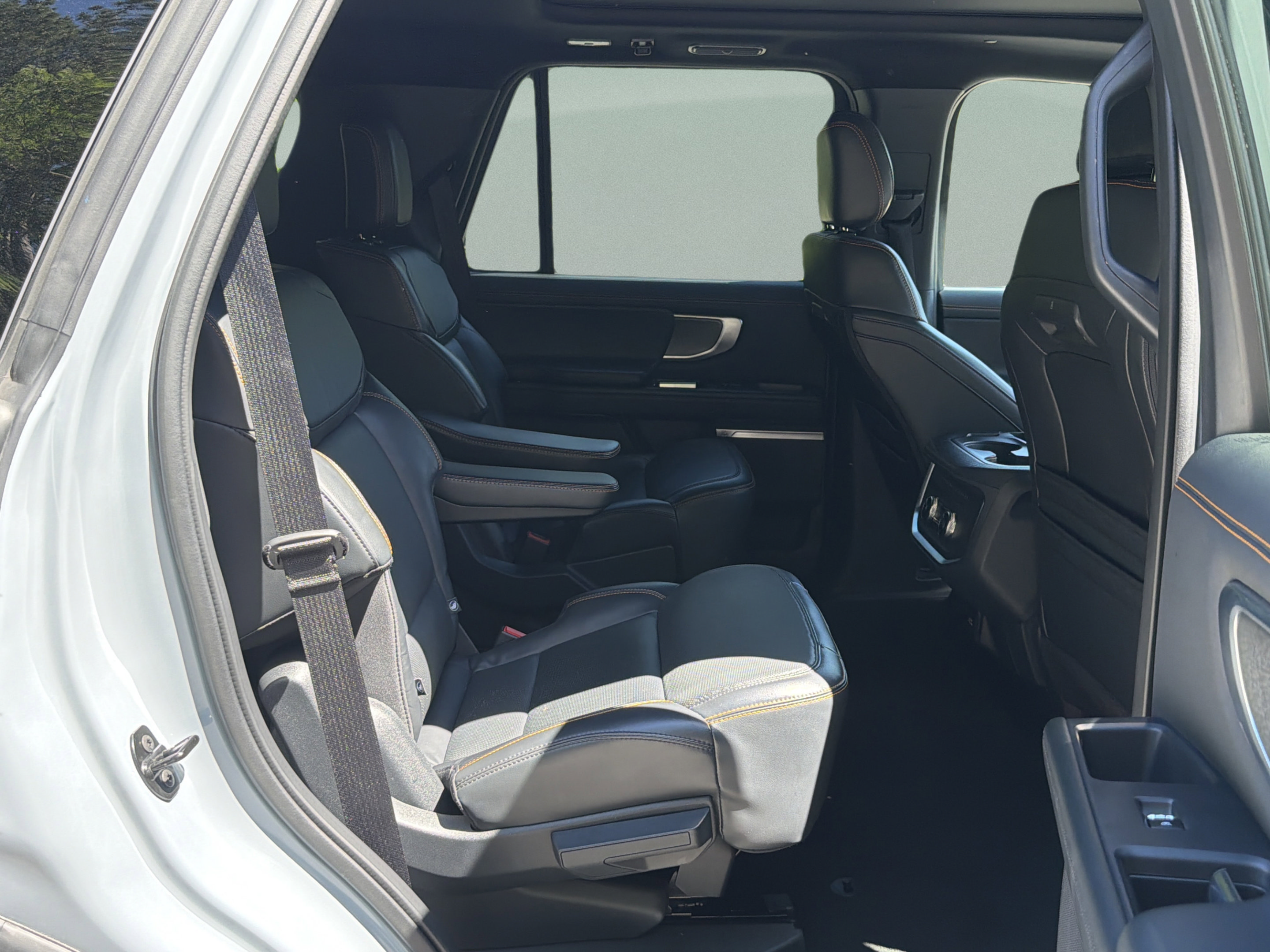 Used 2025 Ford Expedition Tremor AWD/4WD image 37