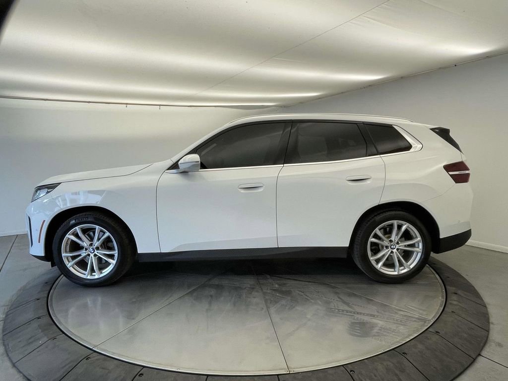Used 2025 BMW X3 xDrive30 w/ Convenience Package AWD/4WD image 2