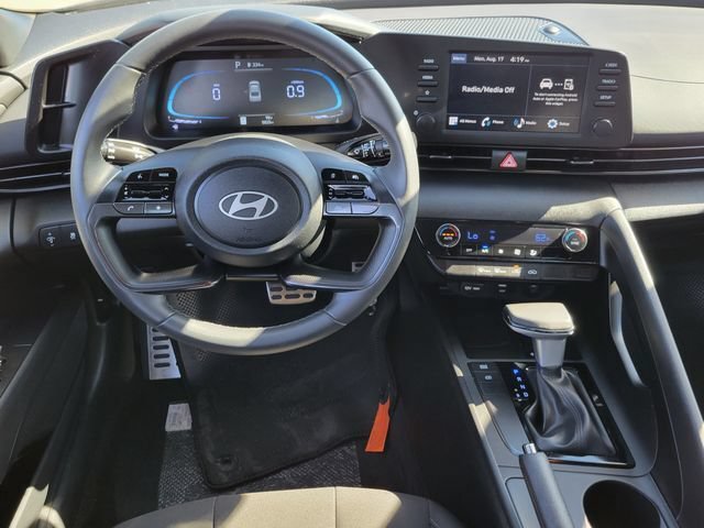 Certified 2026 Hyundai Elantra Sport FWD image 6