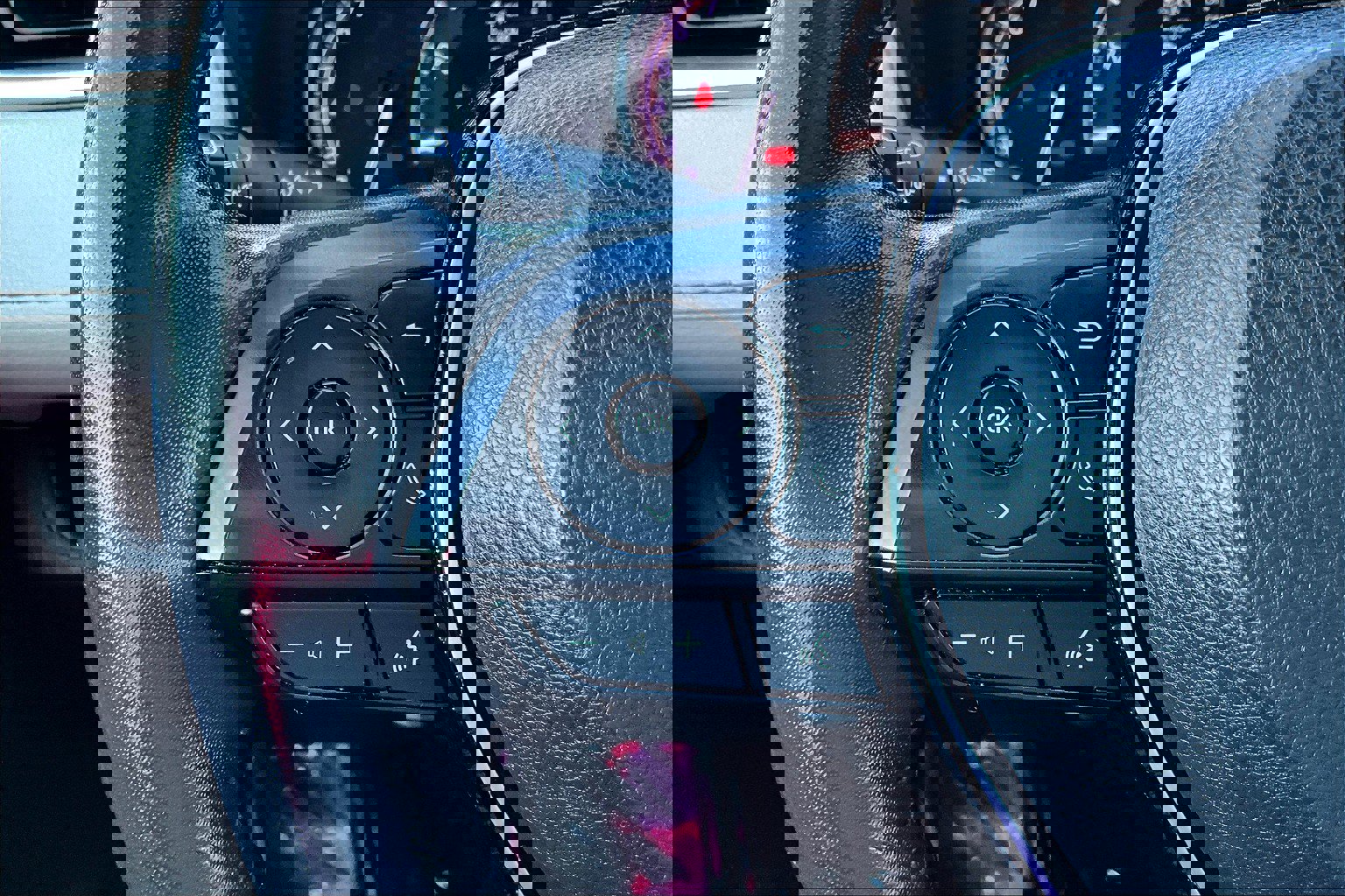 Used 2021 Toyota RAV4 Limited image 17