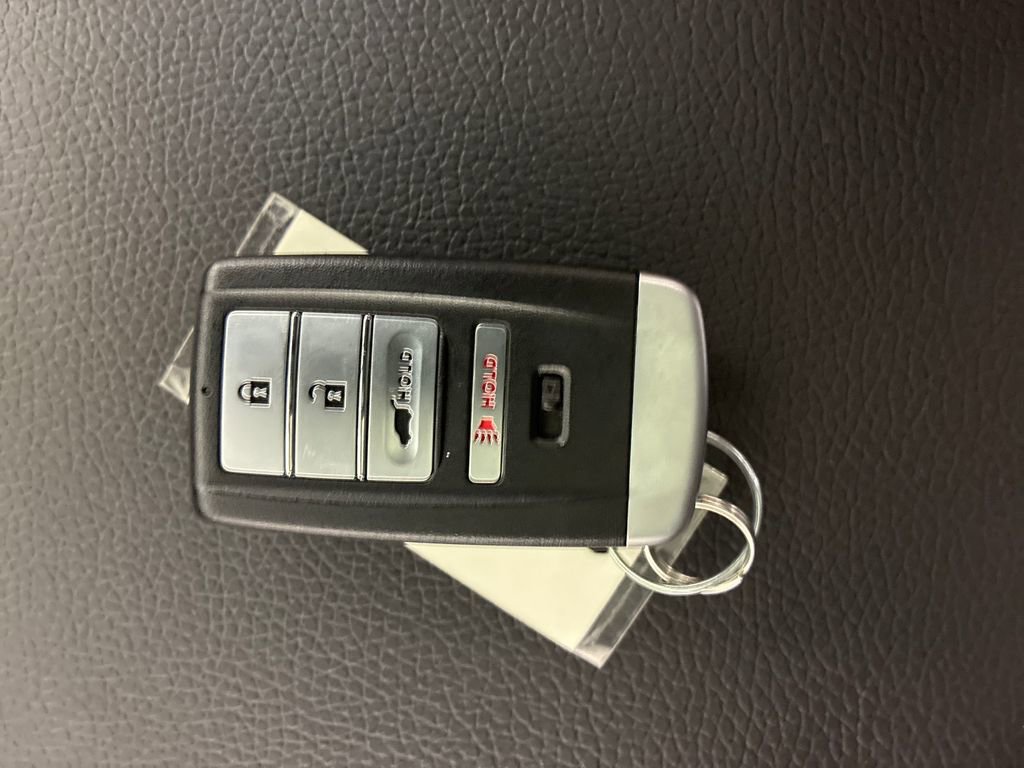 Used 2020 Acura MDX SH-AWD image 35