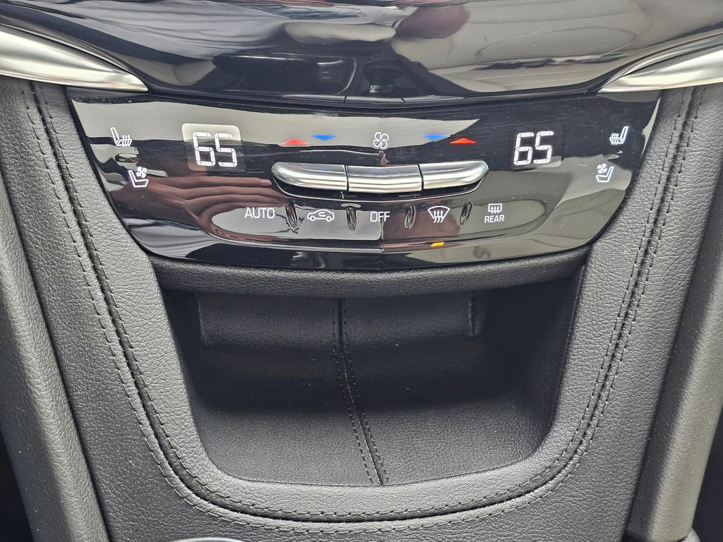 Used 2023 Cadillac XT6 Sport AWD/4WD image 34