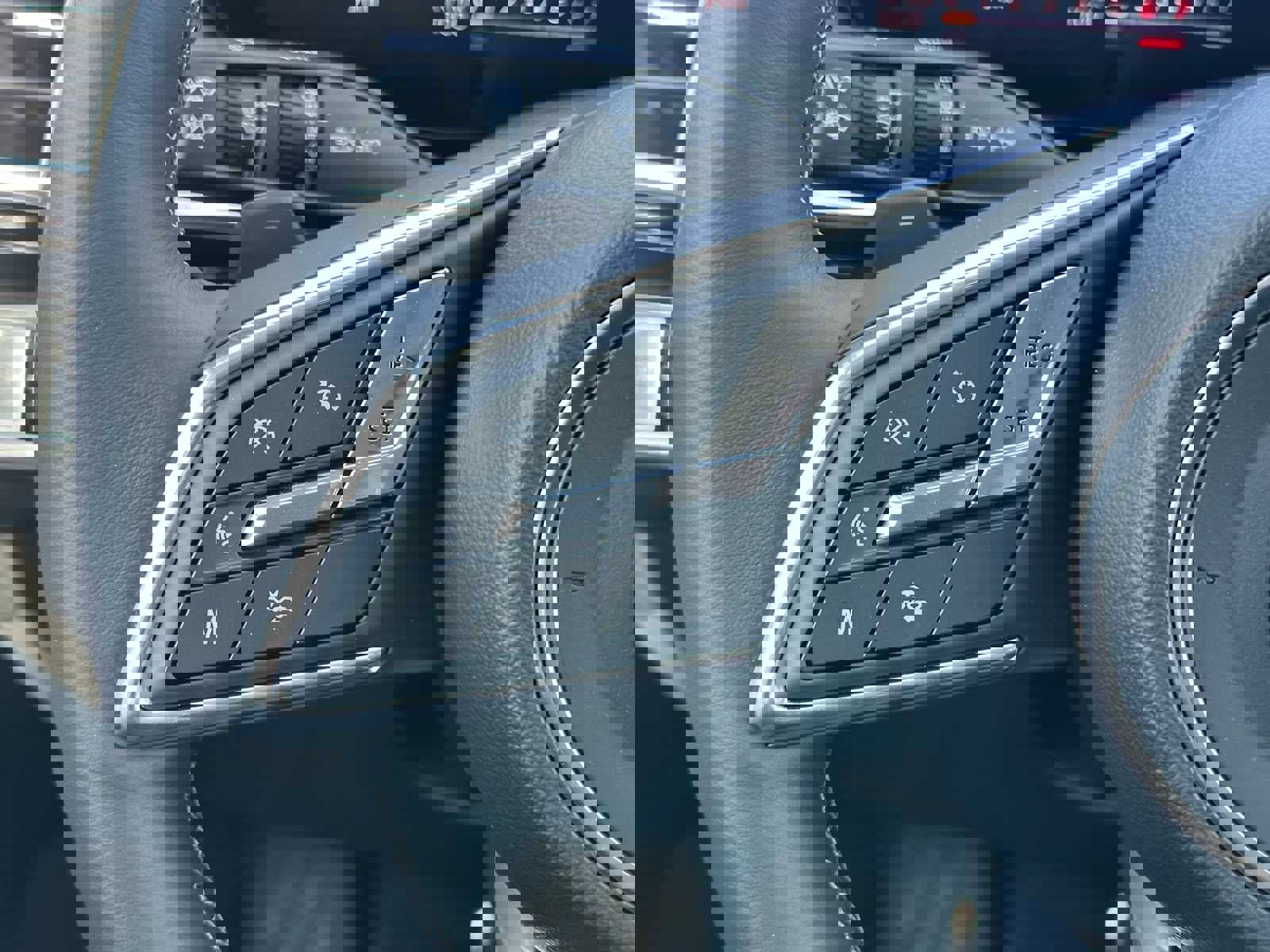 New 2025 Buick Envision Sport Touring image 35