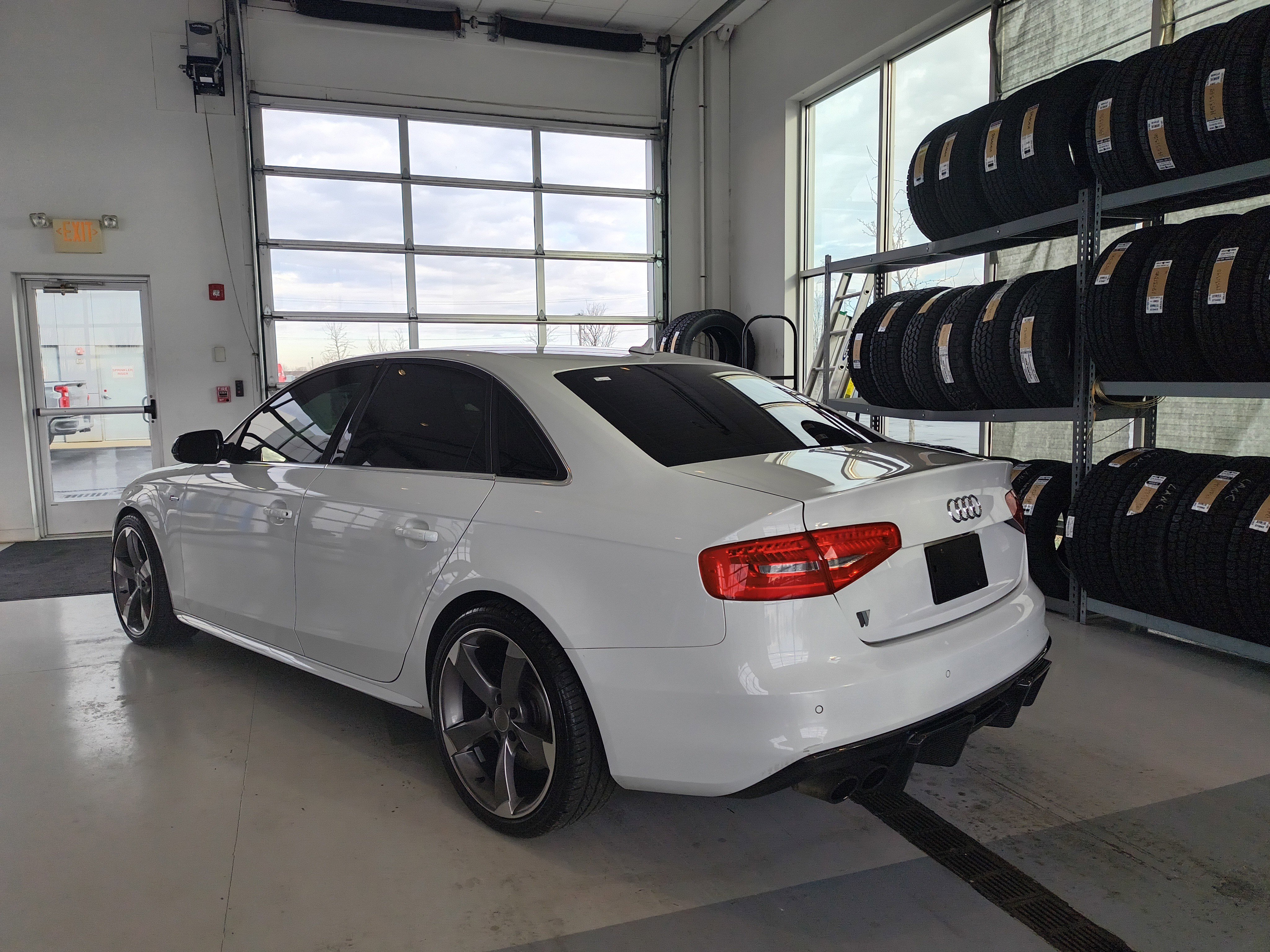 Used 2016 Audi S4 Premium Plus w/ Technology Package image 3