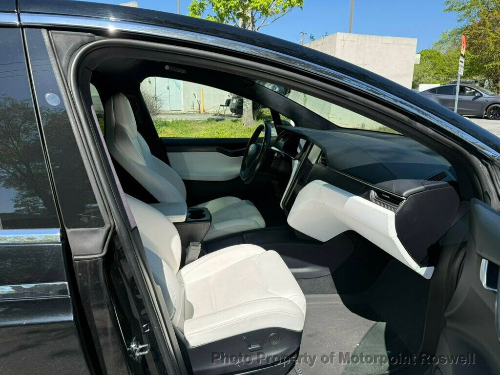 Used 2019 Tesla Model X Performance image 17