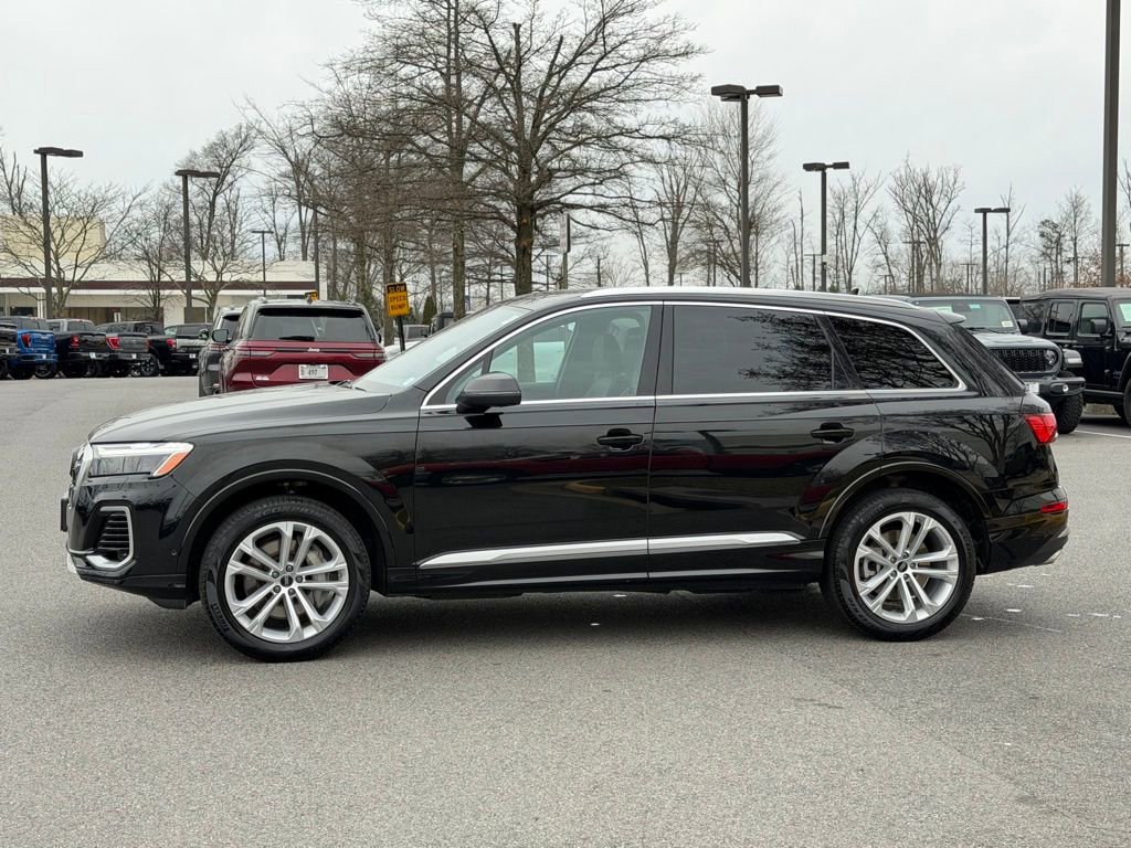 Used 2025 Audi Q7 3.0T Premium Plus image 11